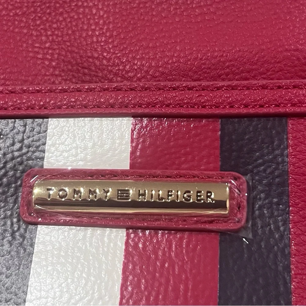 Tommy Hilfiger details zipper